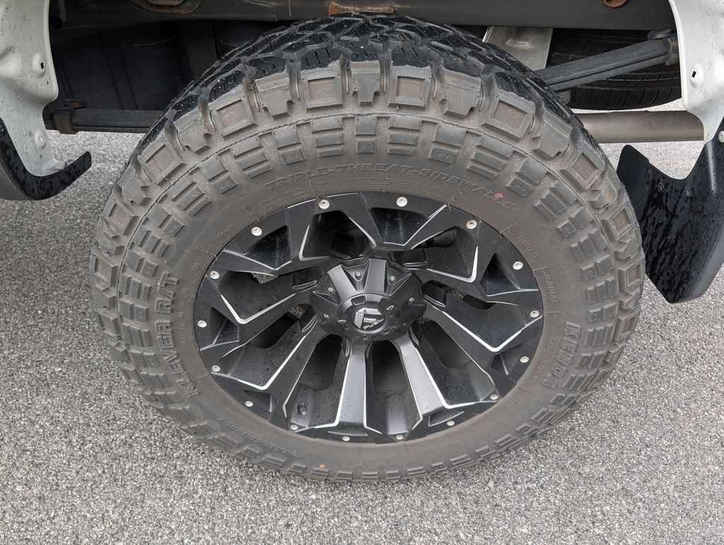 Used 2020 Chevrolet Silverado 1500 Custom Trail Boss w/ Custom Convenience Package AWD/4WD image 13
