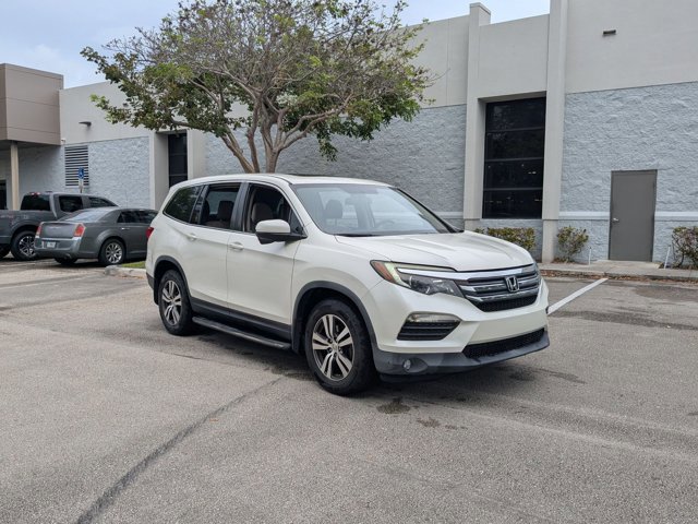 Used 2017 Honda Pilot EX-L image 3