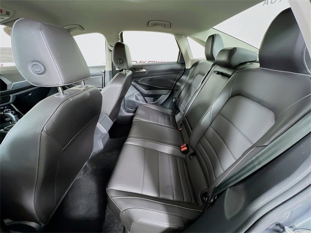 Used 2024 Volkswagen Jetta SE image 23