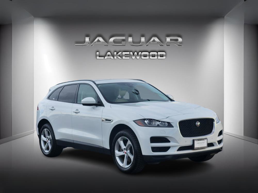 Used 2018 Jaguar F-PACE Premium image 5