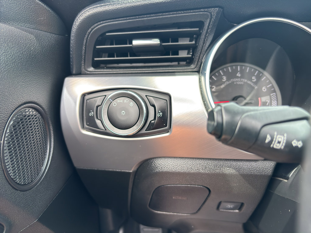 Used 2023 Ford Mustang Premium image 11