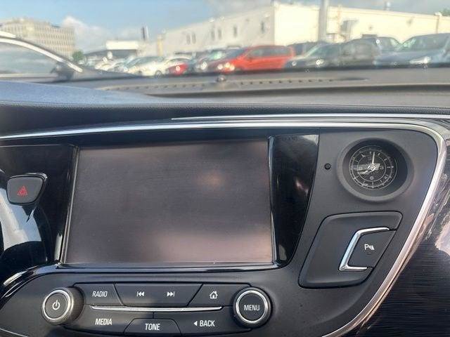 Used 2017 Buick Envision Essence FWD image 15