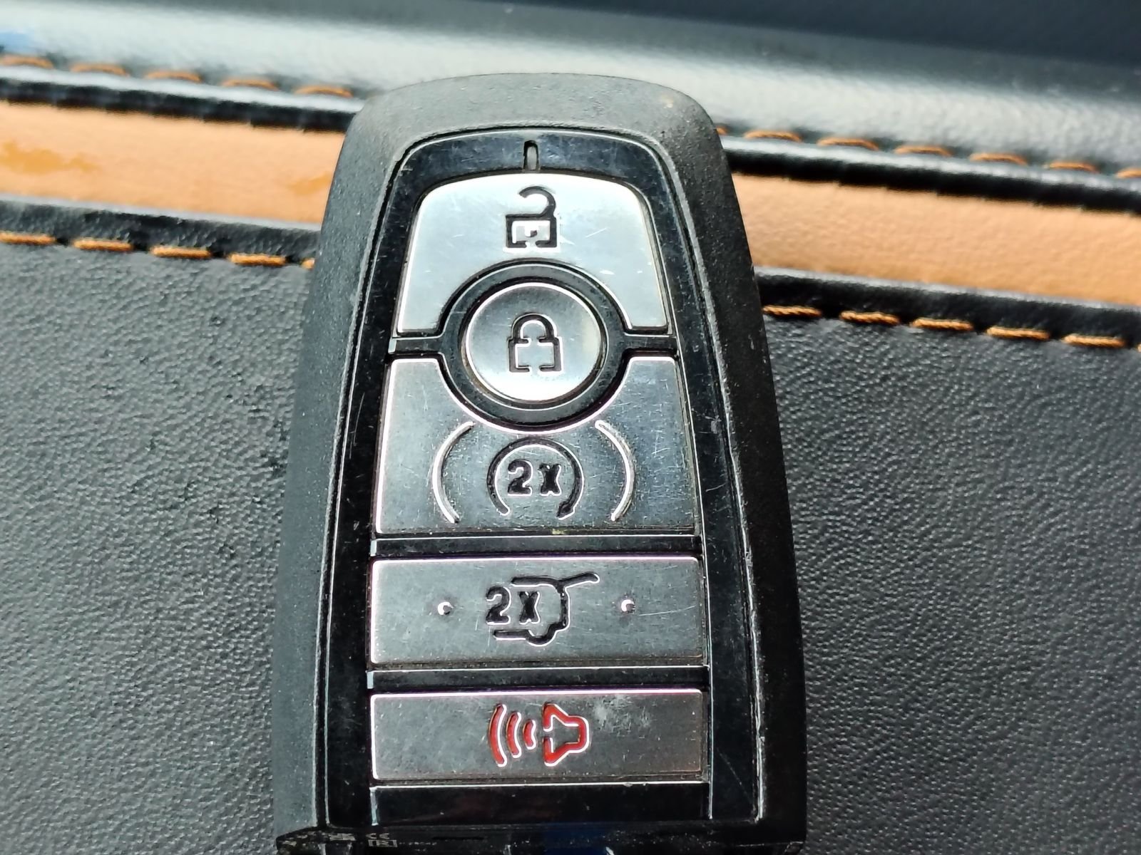 Used 2024 Ford Expedition Max Platinum RWD image 33