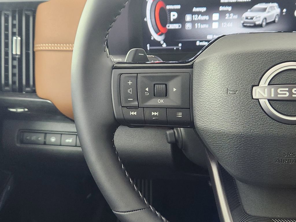 New 2026 Nissan Pathfinder Platinum AWD/4WD image 17