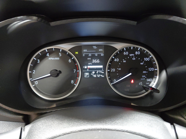 Used 2024 Nissan Versa S w/ Trunk Package FWD image 28