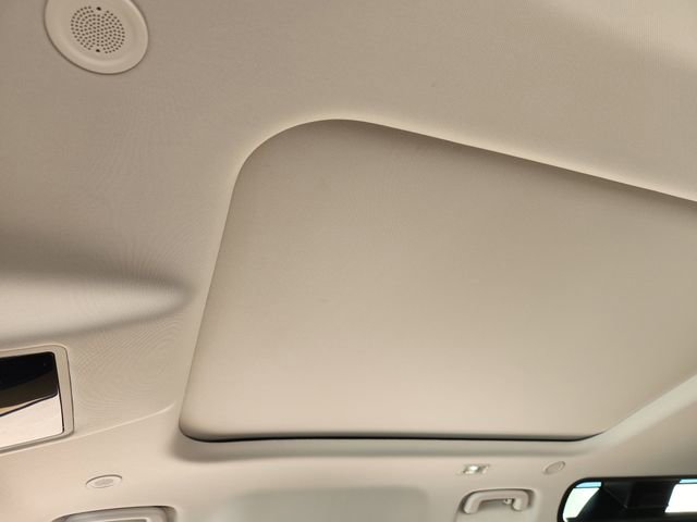 Used 2026 Land Rover Defender 110 S image 18