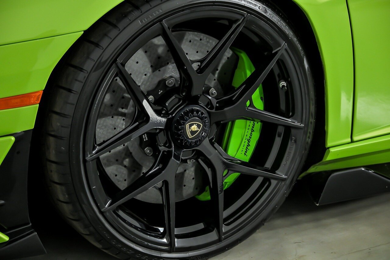 Used 2019 Lamborghini Aventador SVJ image 20