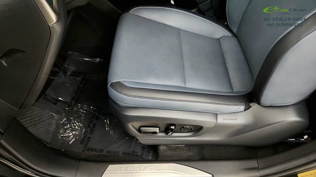 Used 2026 Lexus RZ 350e 2WD w/ Convenience Package image 48