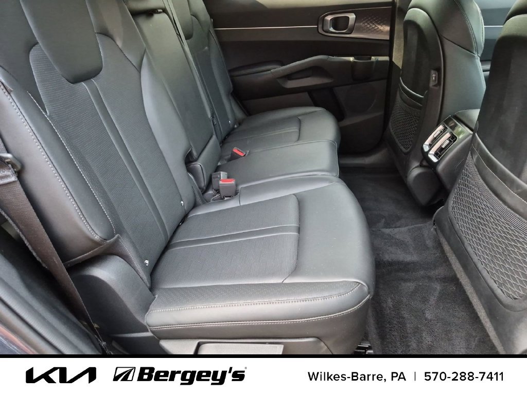Certified 2026 Kia Sorento S w/ S Panoramic Sunroof Package AWD/4WD image 36