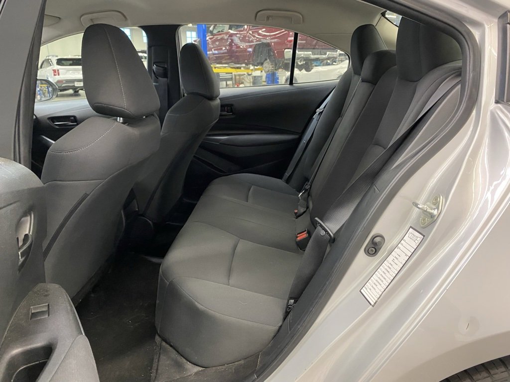 Used 2022 Toyota Corolla LE image 22