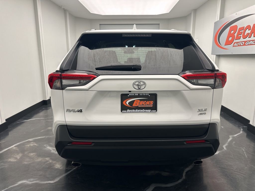Used 2022 Toyota RAV4 XLE image 24