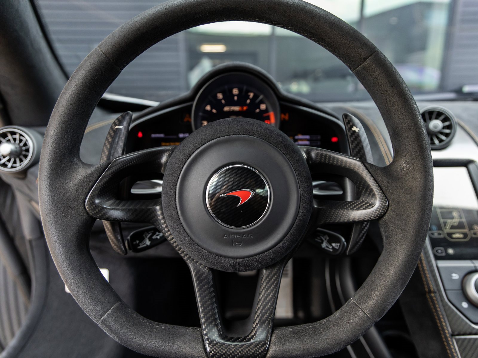 Used 2016 McLaren 675LT Coupe image 33