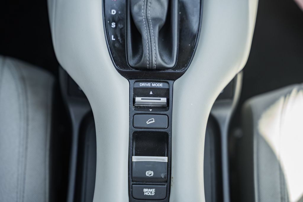 Certified 2024 Honda HR-V LX image 21