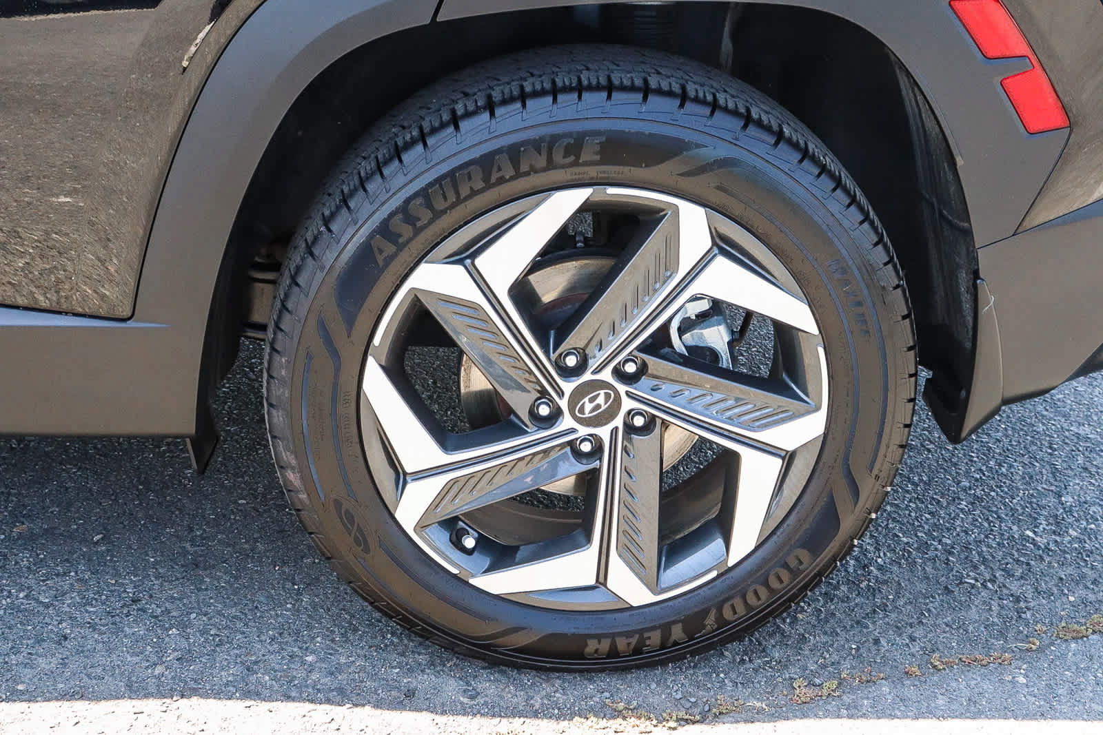 Used 2022 Hyundai Tucson SEL w/ Convenience + Premium Package AWD/4WD image 13