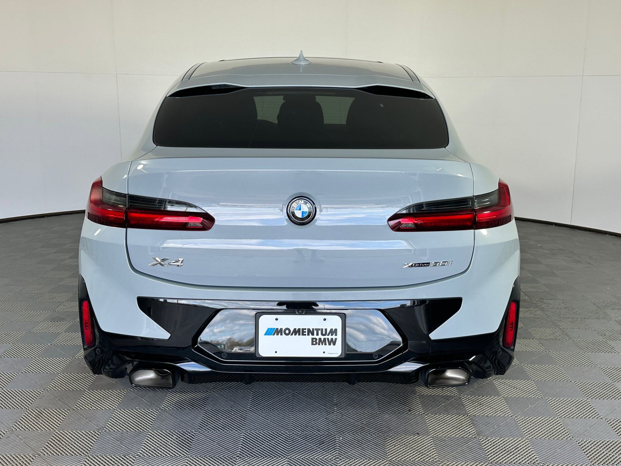 Certified 2023 BMW X4 xDrive30i w/ M Sport Package image 8