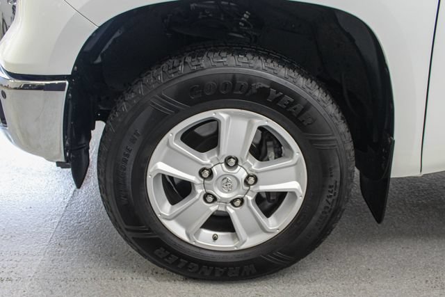 Used 2021 Toyota Tundra SR5 AWD/4WD image 17