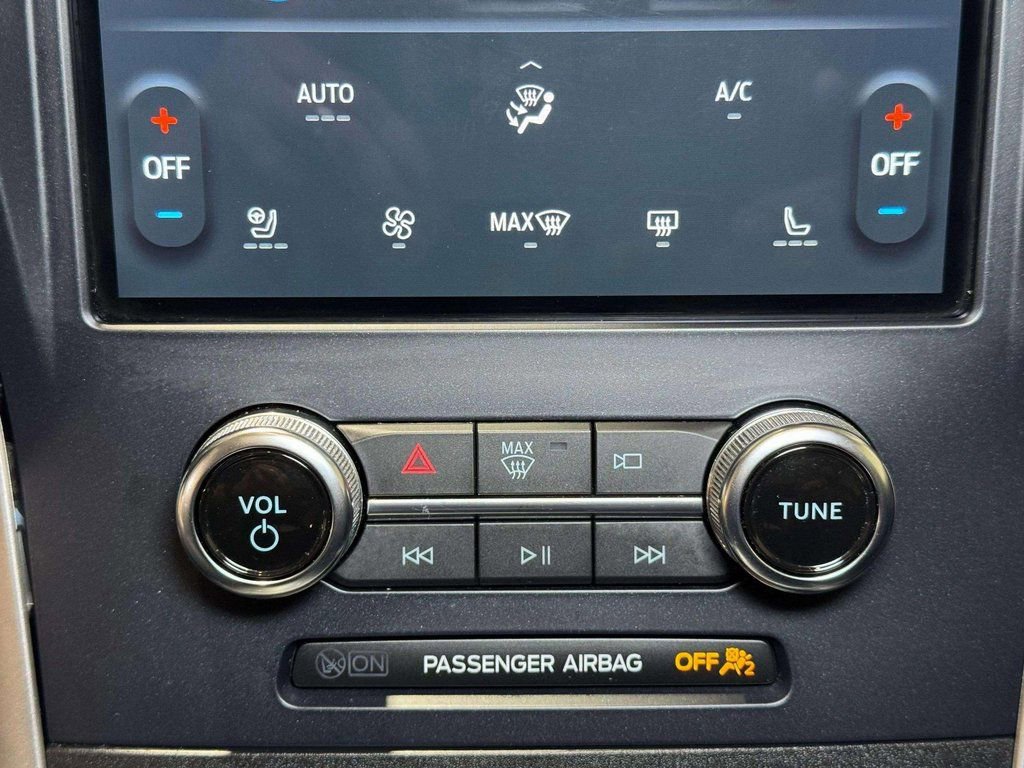 Used 2023 Ford Edge SEL w/ Convenience Package image 7