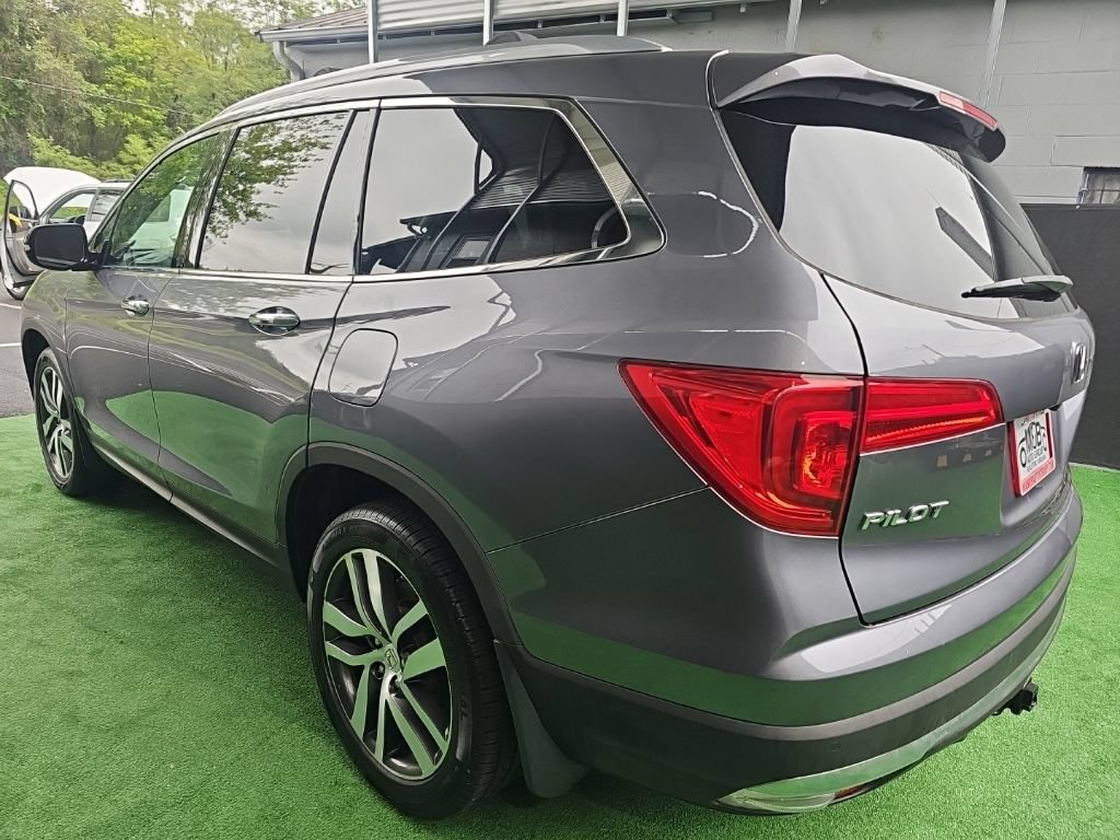 Used 2016 Honda Pilot Touring image 5