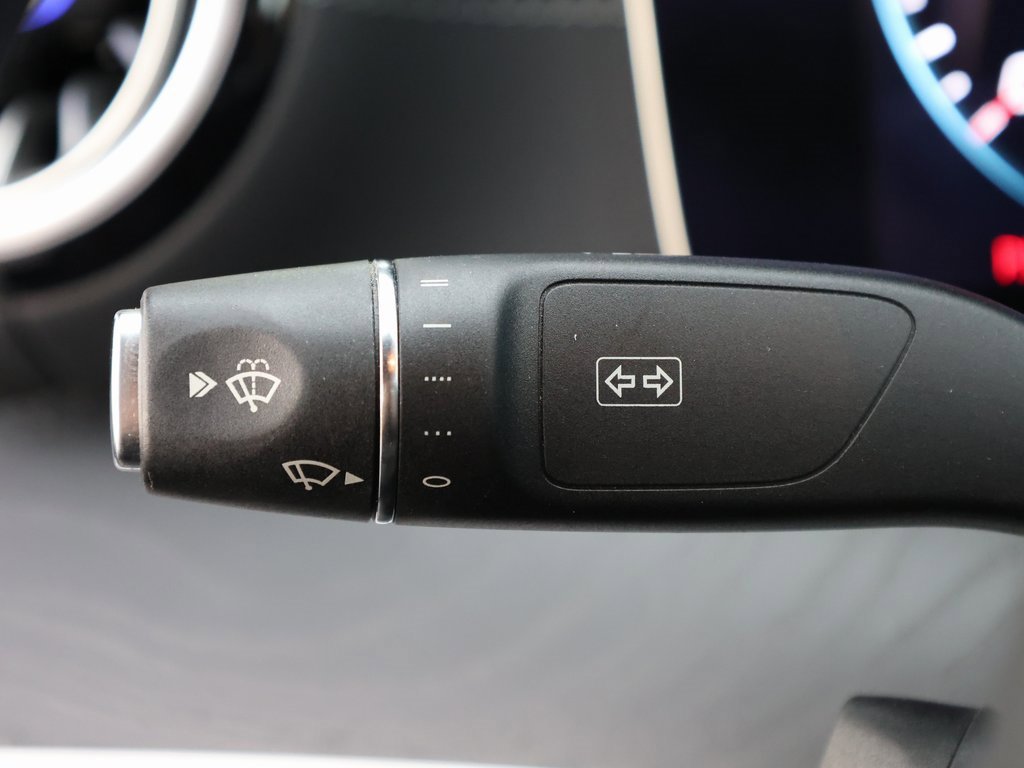 Used 2023 Mercedes-Benz E 450 Cabriolet image 38