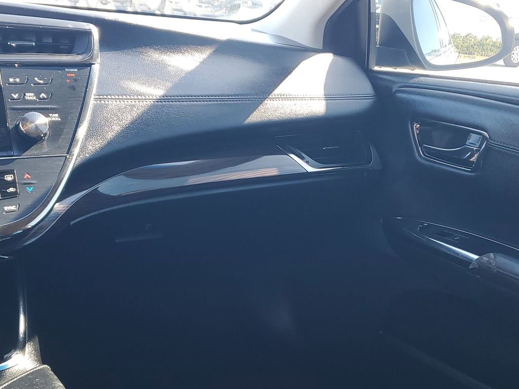 Used 2015 Toyota Avalon XLE Premium image 26