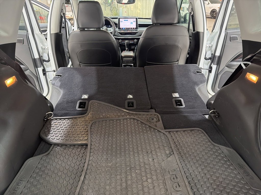 Used 2022 Jeep Compass Trailhawk w/ Trailhawk Elite Group image 42