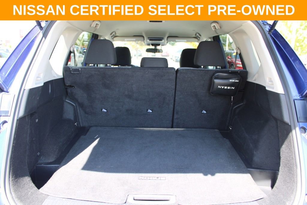 Certified 2023 Nissan Rogue SV image 11