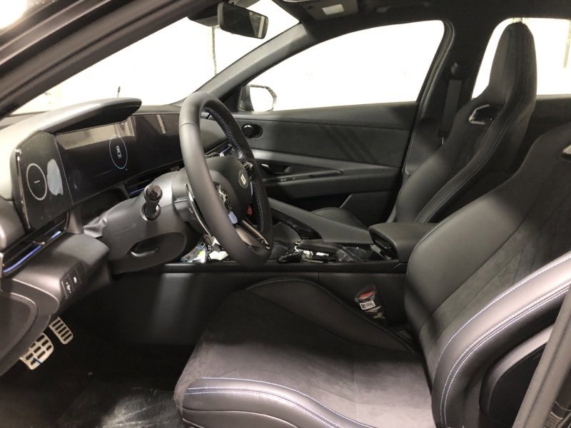 New 2025 Hyundai Elantra N image 18