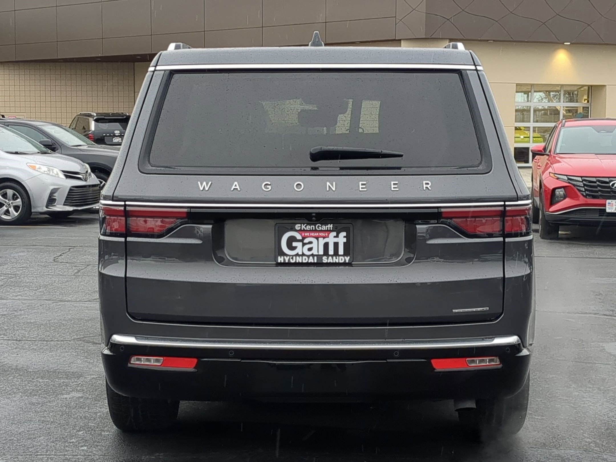 Used 2024 Jeep Wagoneer Series II image 5