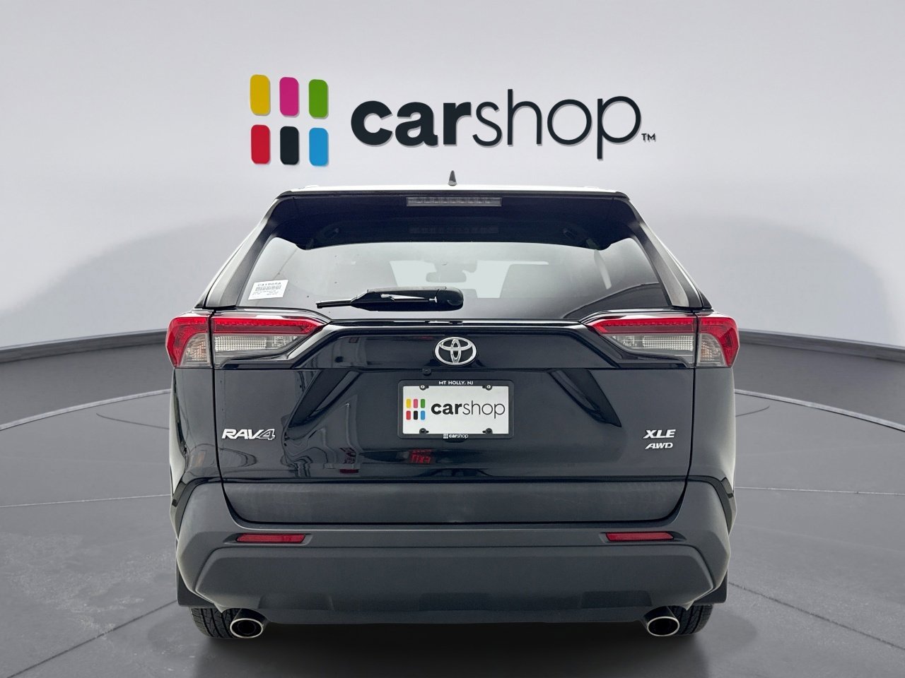 Used 2019 Toyota RAV4 XLE w/ Convenience Package AWD/4WD image 4
