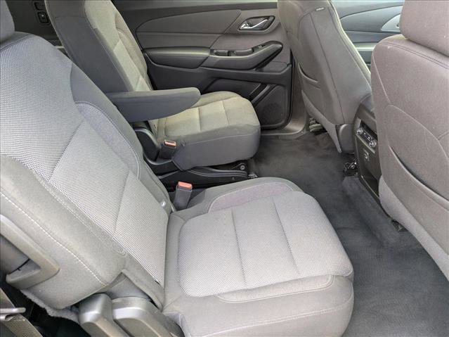 Used 2023 Chevrolet Traverse LT image 19