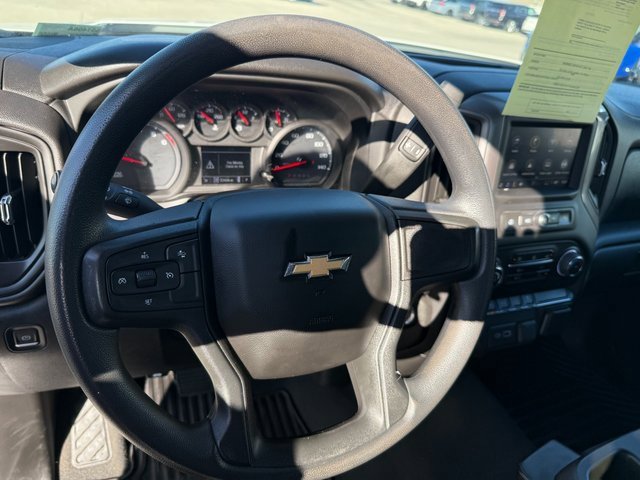 Used 2023 Chevrolet Silverado 1500 Custom image 12