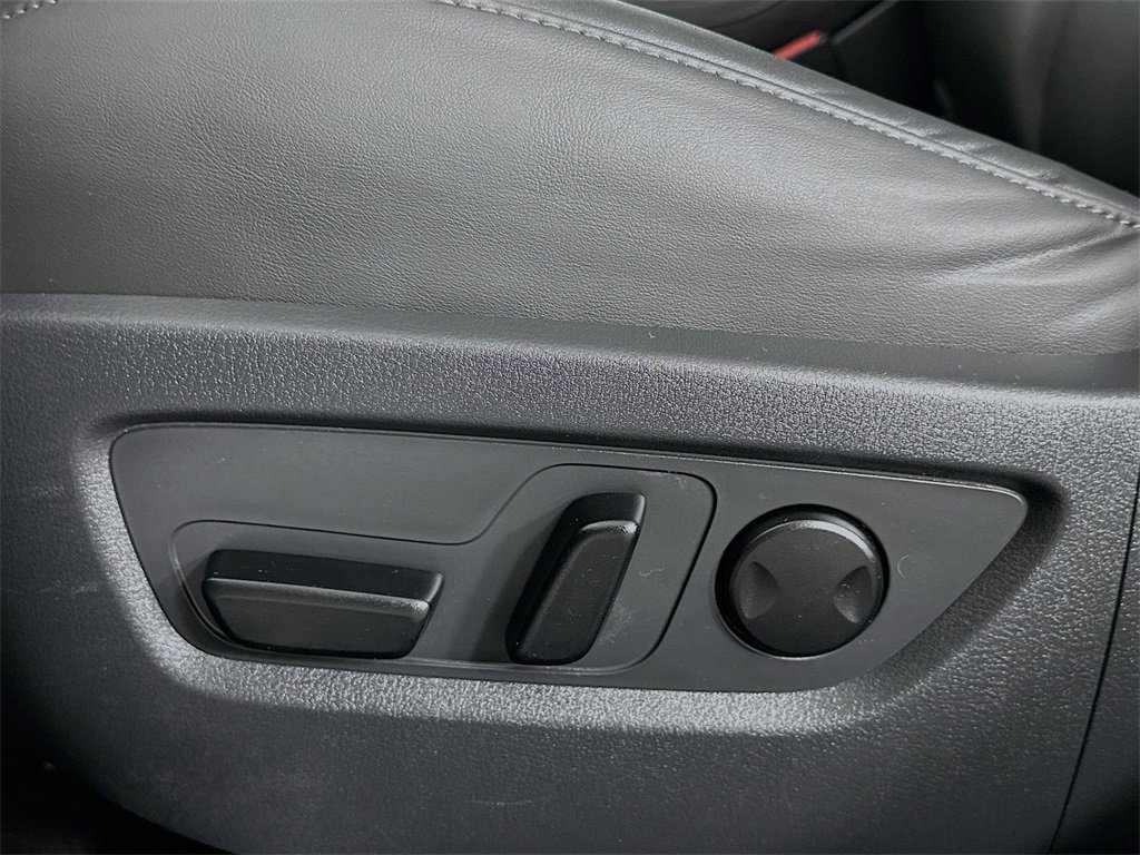 Used 2025 MAZDA CX-30 AWD 2.5 S w/ Preferred Package image 23