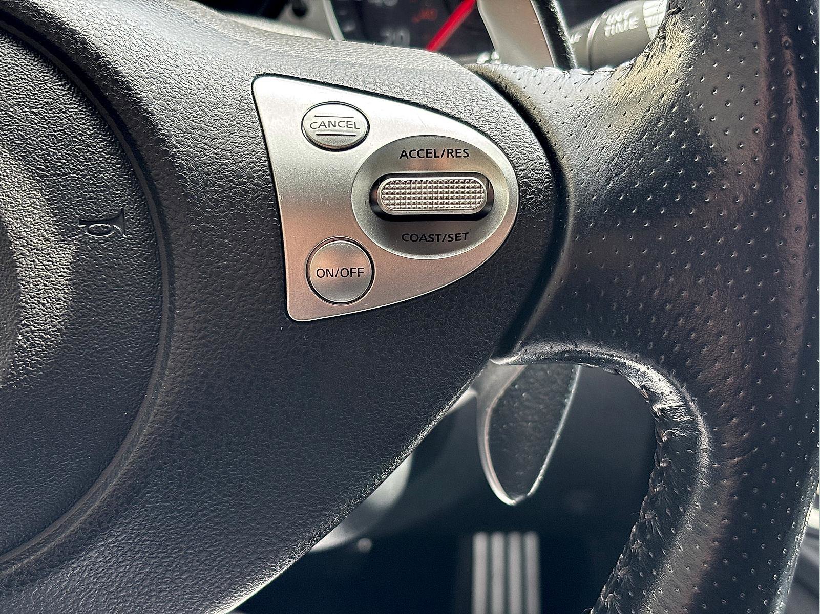 Used 2013 Nissan 370Z Touring w/ Sport Pkg RWD image 34