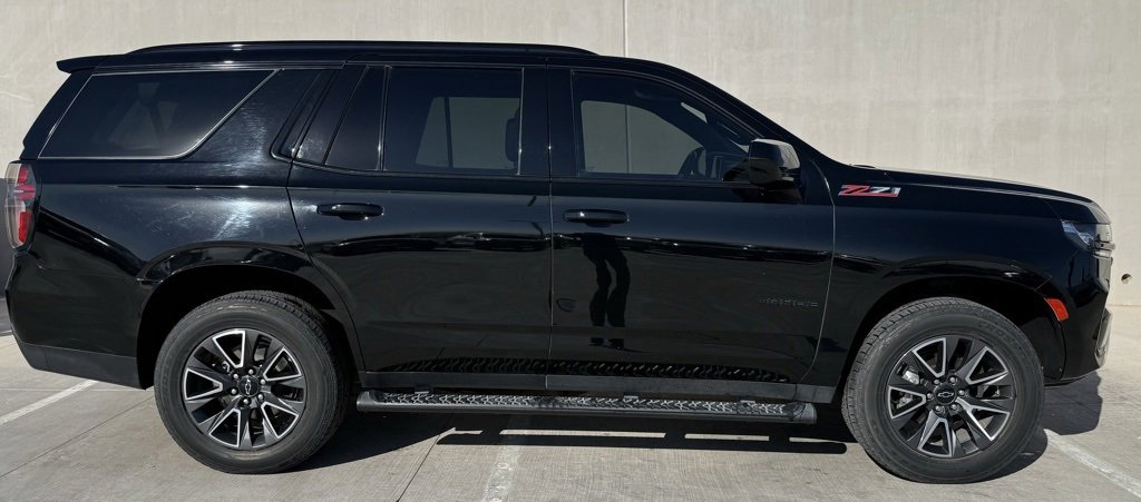 Used 2021 Chevrolet Tahoe Z71 image 3