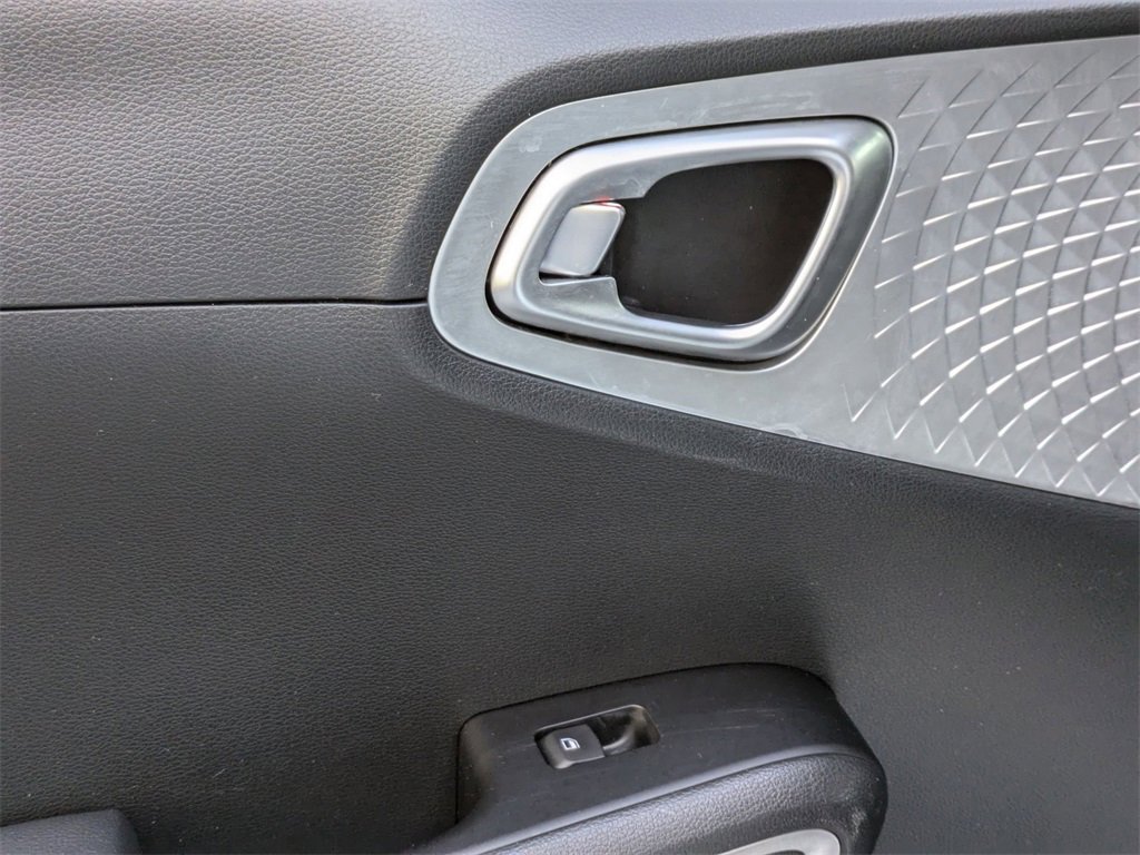 Used 2024 Kia Soul LX w/ Option Group 015 image 26