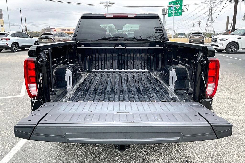 Used 2025 GMC Sierra 1500 Elevation image 38