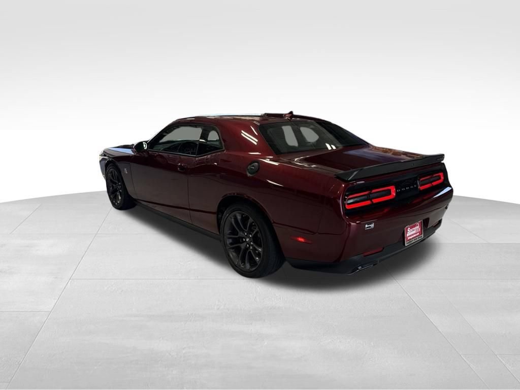 Used 2022 Dodge Challenger R/T Scat Pack RWD image 3