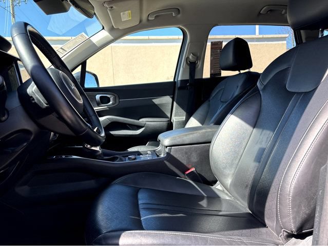 Used 2022 Kia Sorento S AWD/4WD image 4