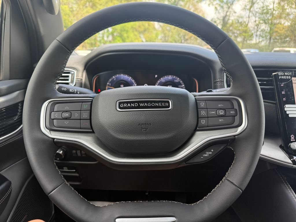 New 2026 Jeep Grand Wagoneer L 4WD w/ Premium Group I image 20