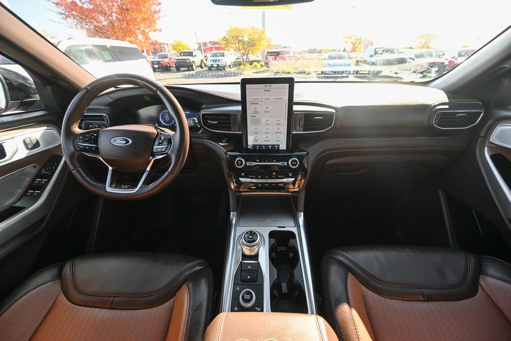Certified 2021 Ford Explorer King Ranch w/ Premium Technology Package image 31