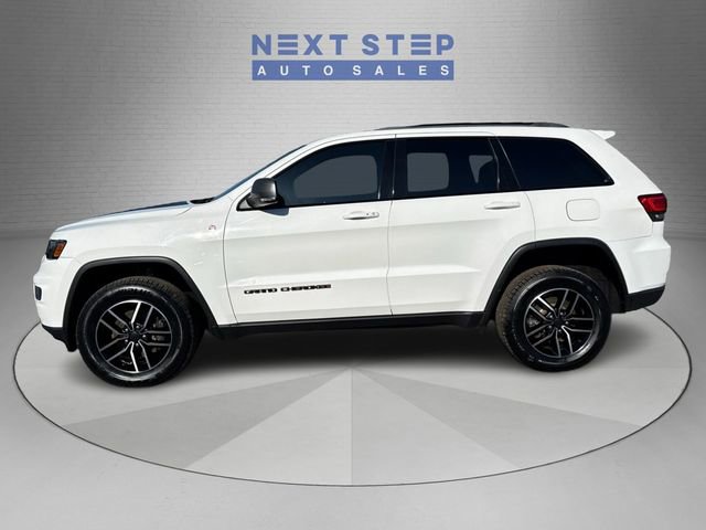 Used 2020 Jeep Grand Cherokee Trailhawk AWD/4WD image 4
