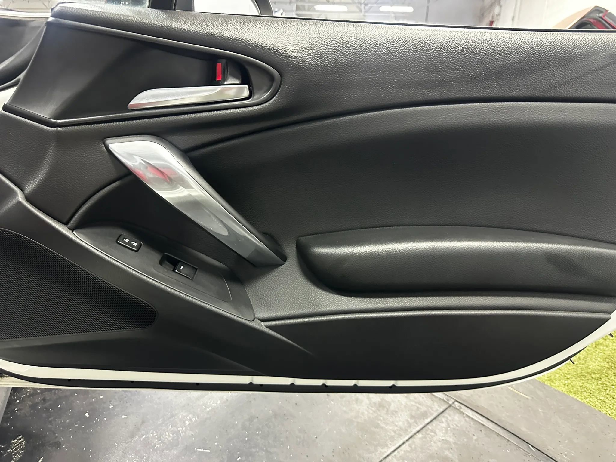 Used 2018 FIAT 124 Spider Abarth w/ Convenience Group image 19