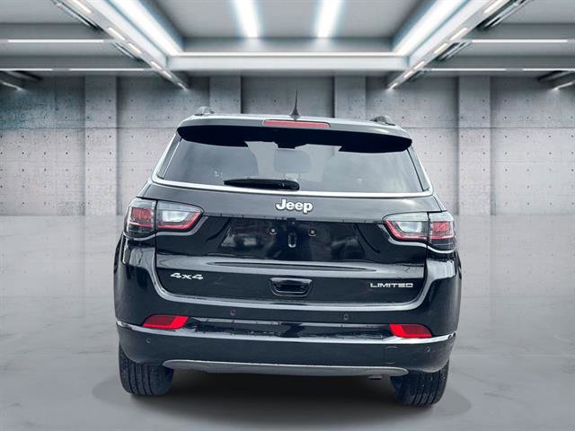 Used 2024 Jeep Compass Limited w/ Elite Group AWD/4WD image 5