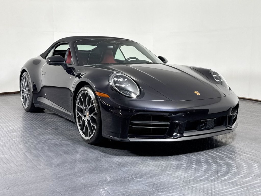 Certified 2026 Porsche 911 Carrera RWD image 9