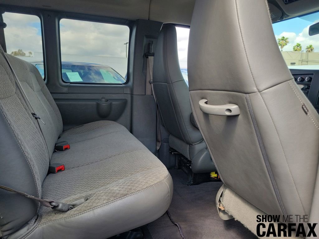 Used 2020 Chevrolet Express 3500 LS RWD image 11