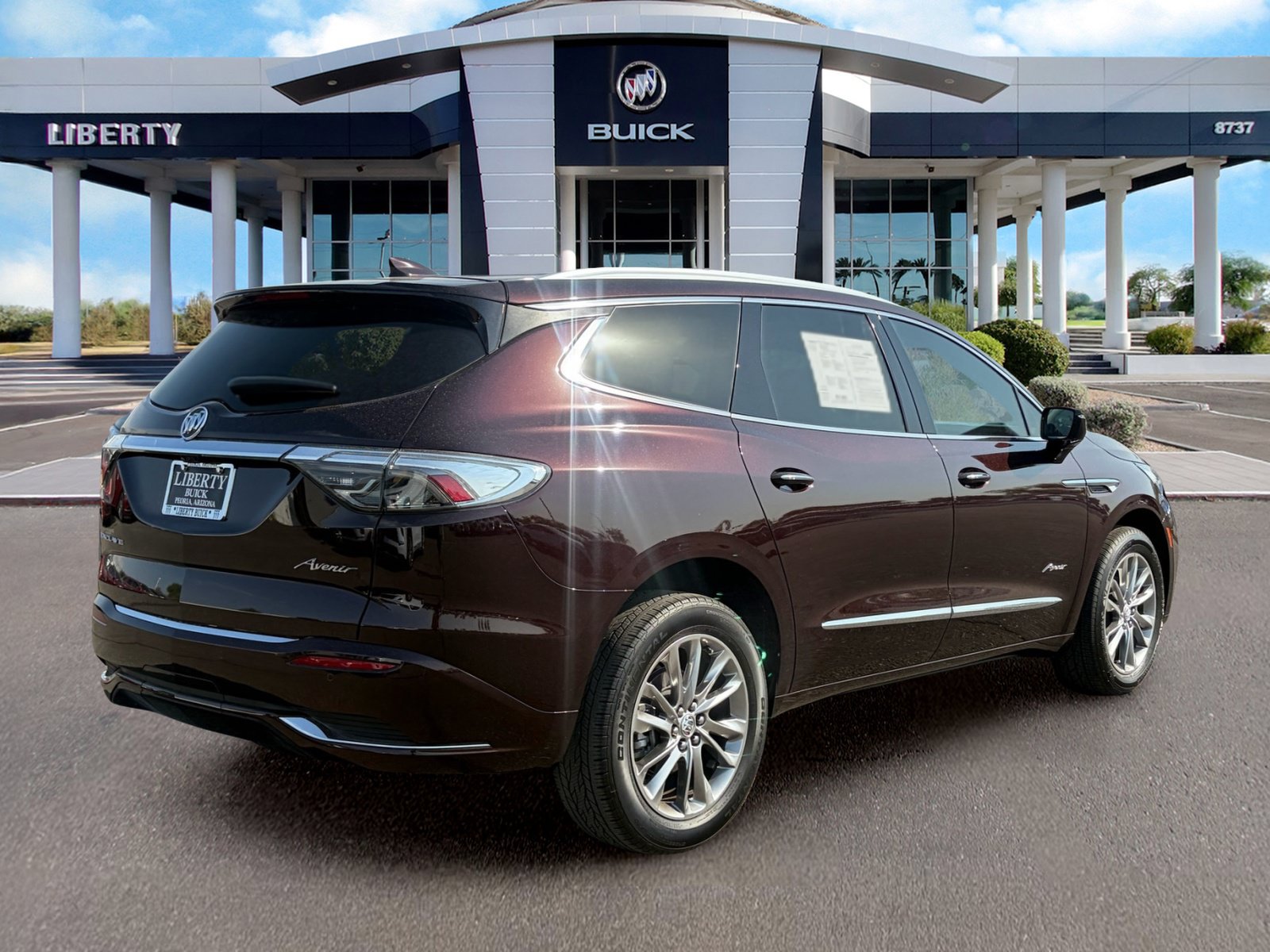 Used 2024 Buick Enclave Avenir w/ Trailering Package, 5000 lbs. FWD image 4