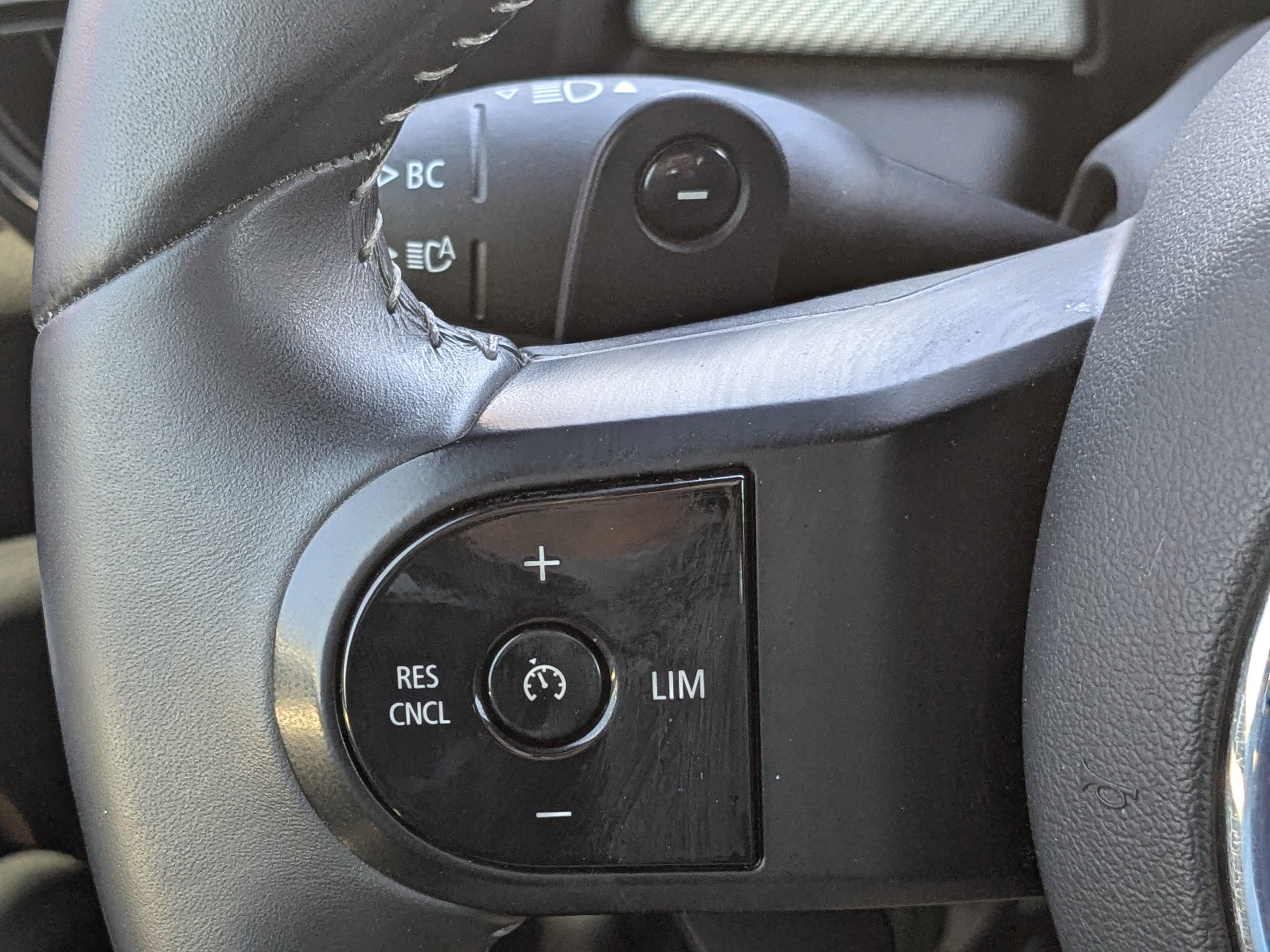 Used 2023 MINI Cooper S image 30