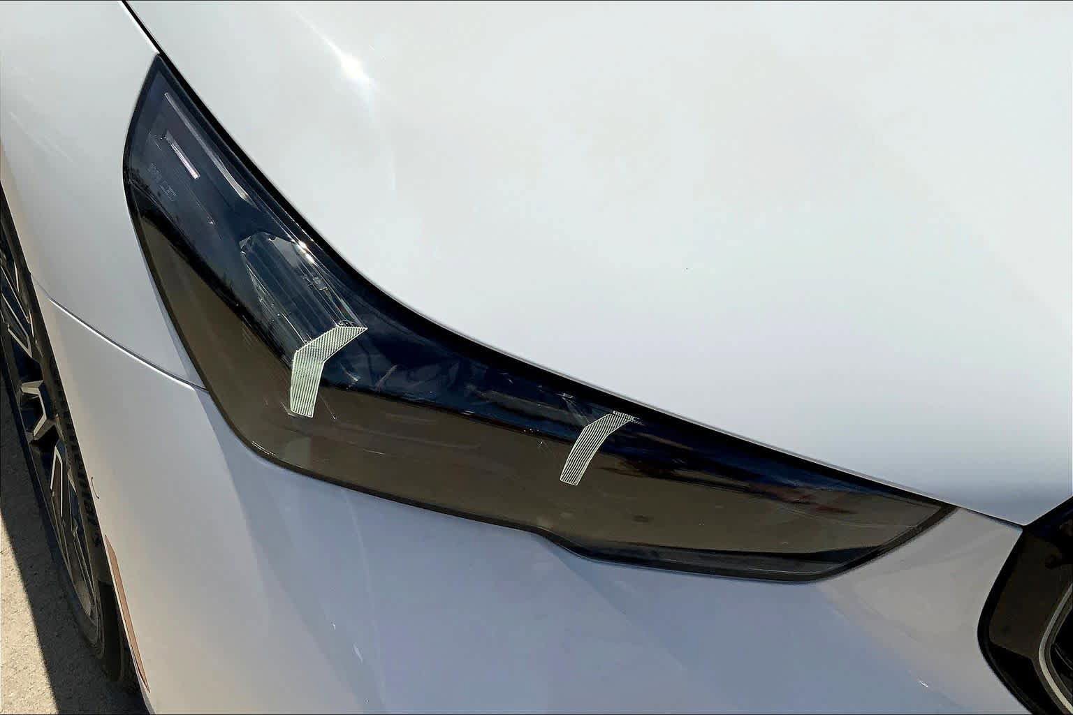 New 2026 BMW 550e xDrive AWD/4WD image 13