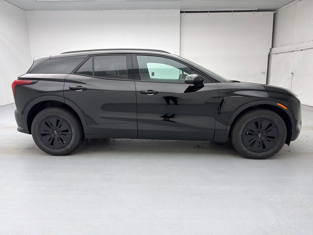 New 2026 Chevrolet Blazer EV LT AWD/4WD image 13