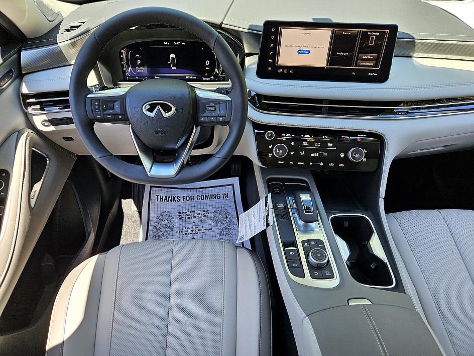 New 2026 INFINITI QX60 Luxe image 9